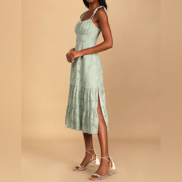 NWT Lulus Sweet Sentiments Sage Green Jacquard Tiered Midi Dress SOLD OUT Color - Picture 11 of 17